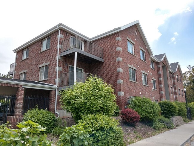 Building Photo - 325 W 700 N Unit 17