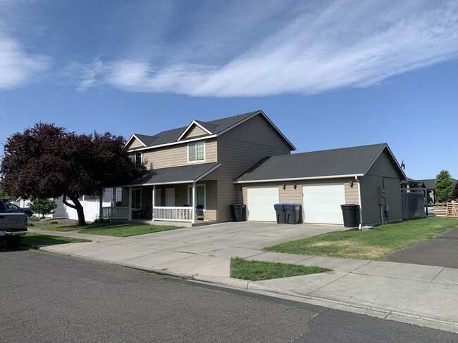1914 Sunset Dr Unit A