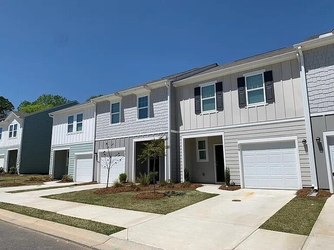 Building Photo - 521 Campeche Dr Rental