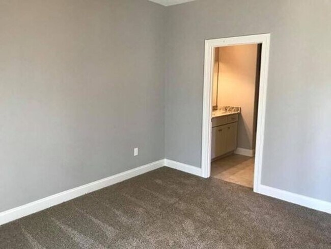 Photo - West End Unit 61