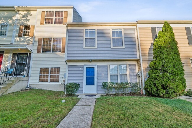 Building Photo - 4206 Drake Ct
