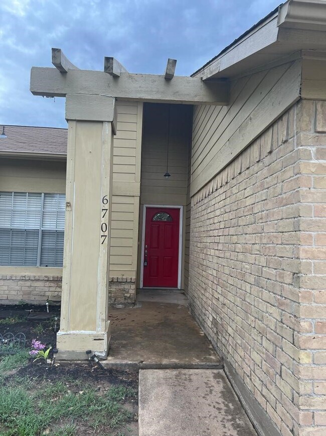 Photo - 6707 Loch Bruceray Dr
