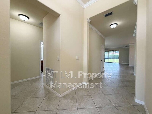 Photo - 9453 River Otter Dr