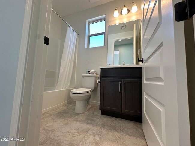 Photo - 18078 W Amber Ridge Way