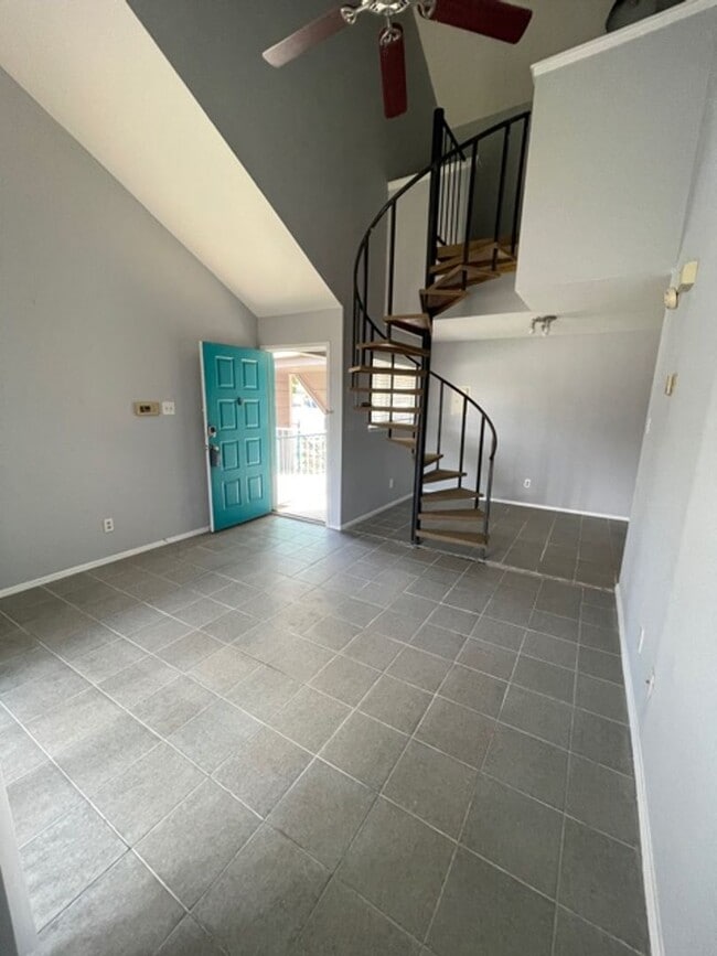 Photo - Cute Loft - Close to Downtown