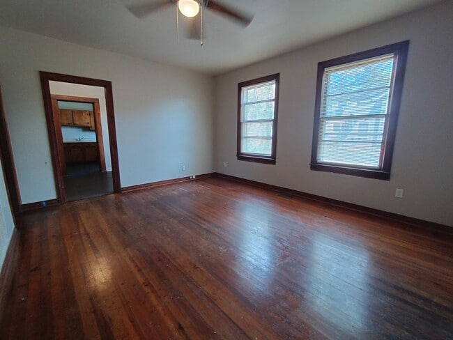 Photo - 3614 Bradley St SW