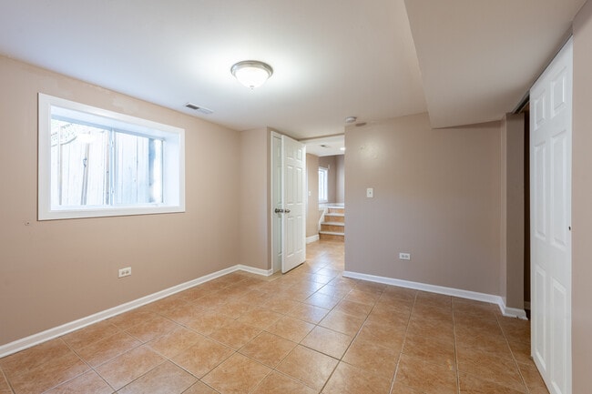 Photo - 7 Cardinal Ln