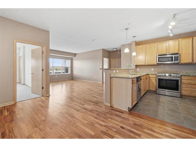 Photo - 2929 21st Ave S Unidad 202