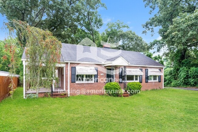 Photo - 192 Parkwood Ave