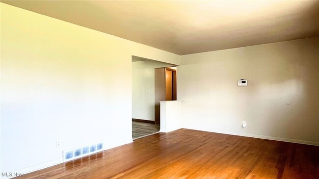 Photo - 6036 Tam O Shanter Dr House