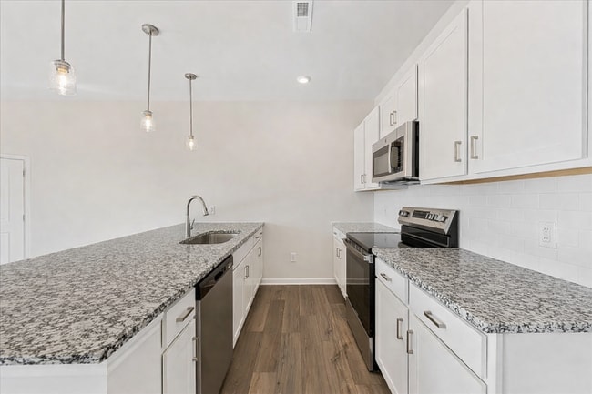 Photo - 2324 Endeavor Run