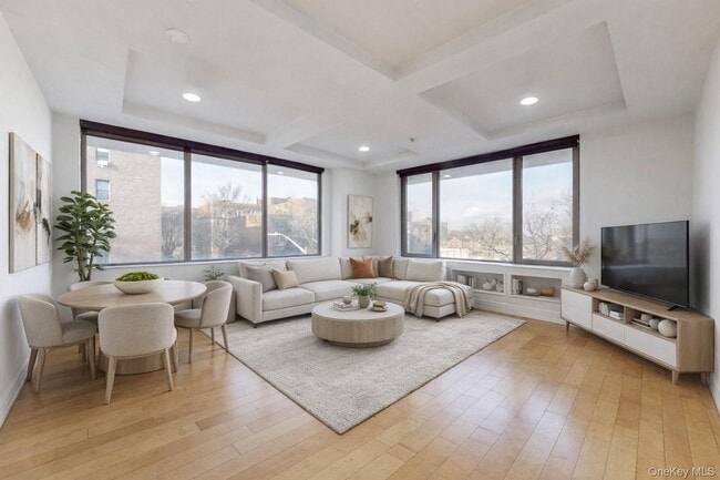 Building Photo - 64-05 Yellowstone Blvd Unit 409