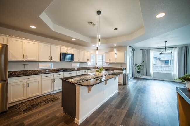 2114 Reed Grass Way