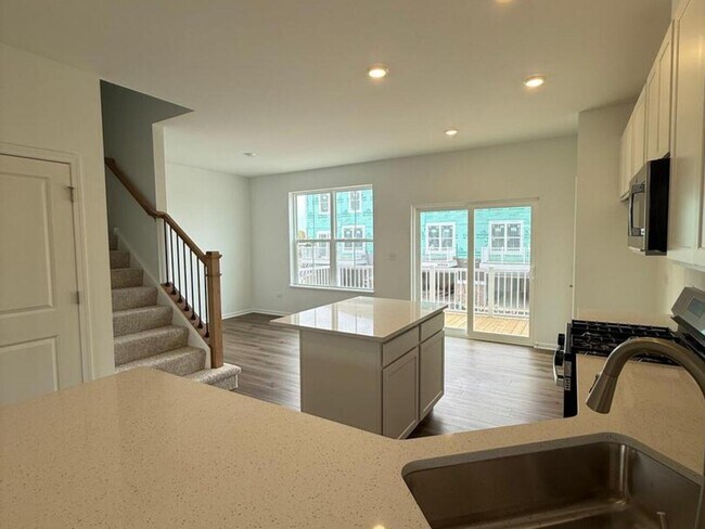 Photo - 14934 Dyer Ln