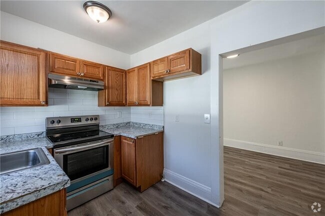 Building Photo - 406 Paines Ave NW Rental
