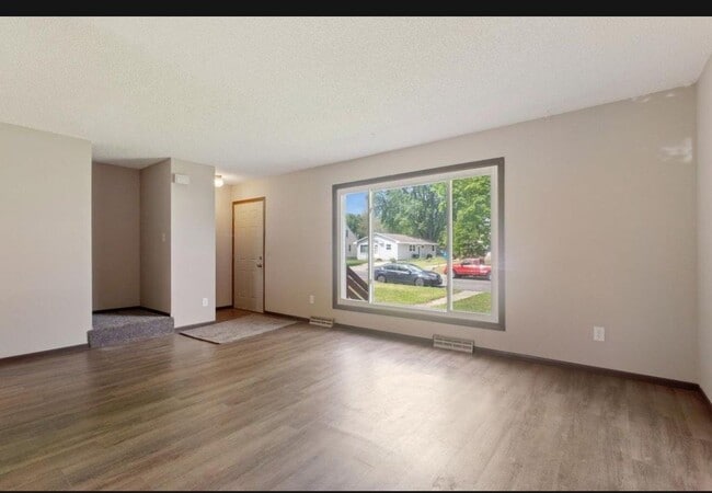 Photo - 605 10th Ave S Unit 605