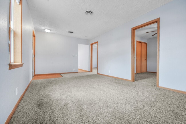 Photo - 814 N Wisconsin St