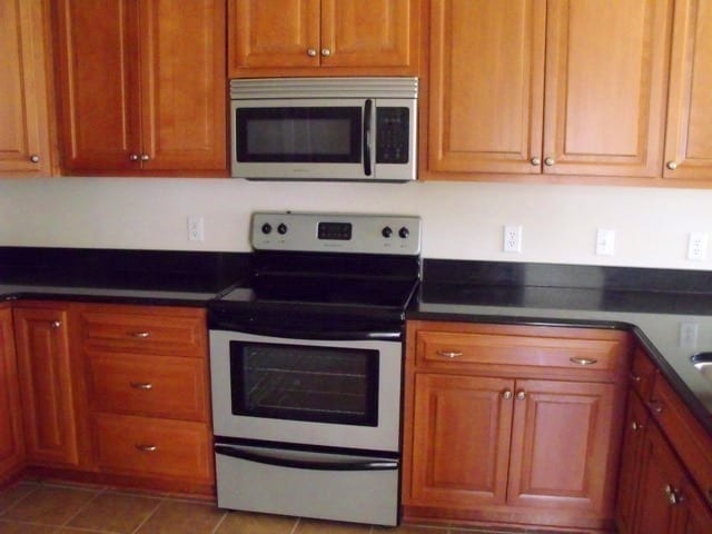 101 Ledbury Cove