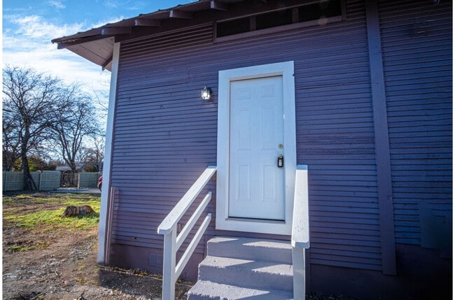 Photo - 4115 S Presa St Unit 2