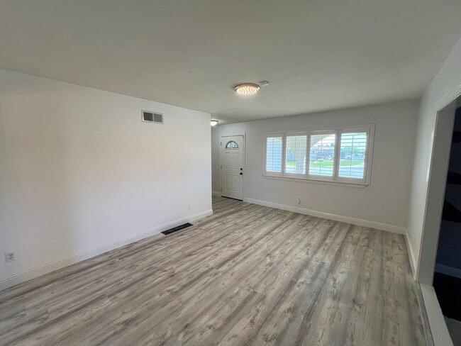 Photo - 3-bedroom single story in Manteca!
