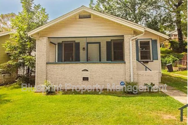 Building Photo - 1521 Graymont Ave W