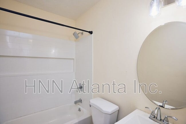 Photo - 4370 Springwood Terrace