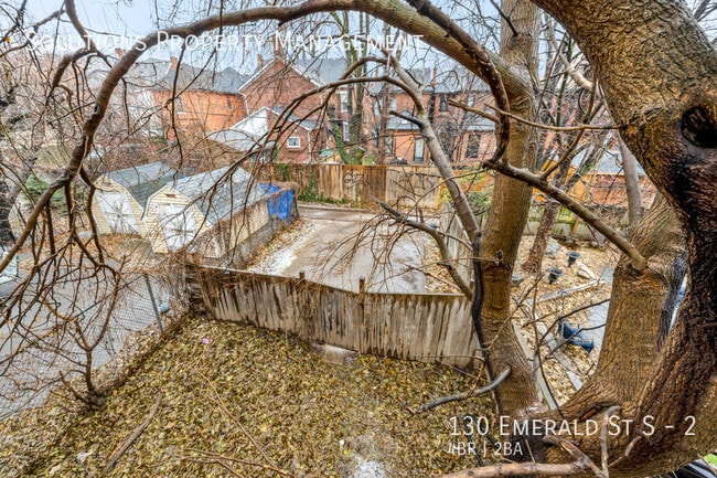 Photo - **Large 4 Bedroom, 2 Bathroom, 2 Floor Unit** Unit 2