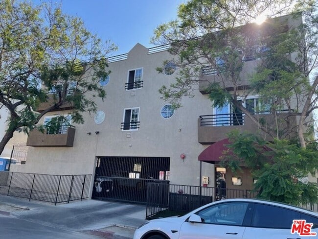 Photo - 1212 Arapahoe St Condo Unit 305