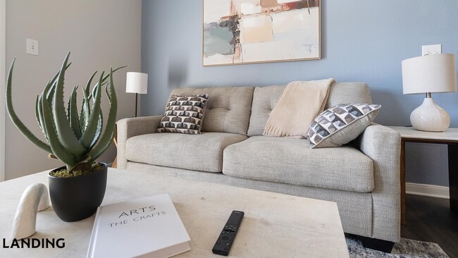 Building Photo - 9835 Fredericksburg Rd