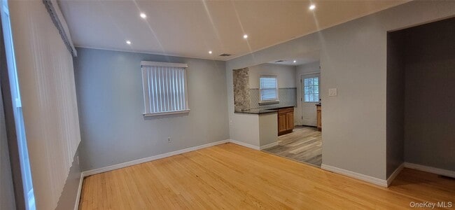Photo - 10 Marlorville Rd