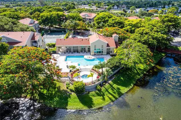 Photo - 1745 Palm Cove Blvd Unit verano