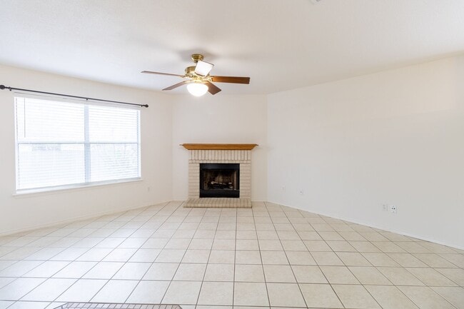 Photo - Gorgeous 4 bedroom, 3 bathrooms home in Pflugerville!!!