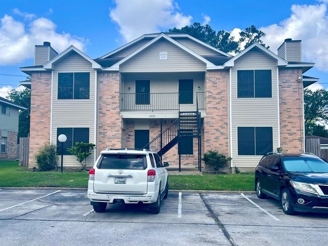 Photo - 2220 Millstone Dr Apartment Unit 2220 D