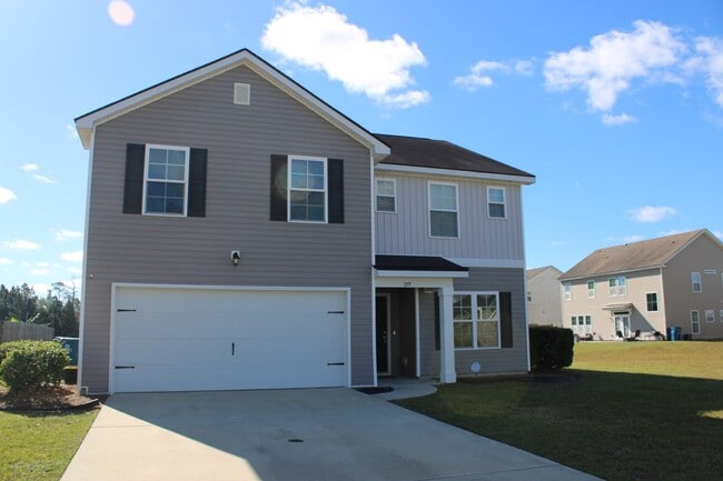 Photo - 119 Roswell Dr W