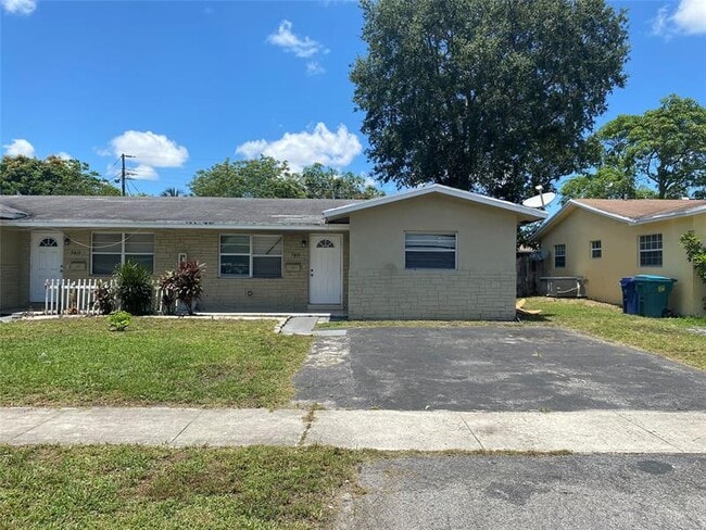 Photo - 5411 NW 16th Ct Apartment