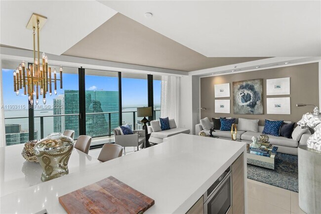 Photo - 1300 S Miami Ave Unidad 4101