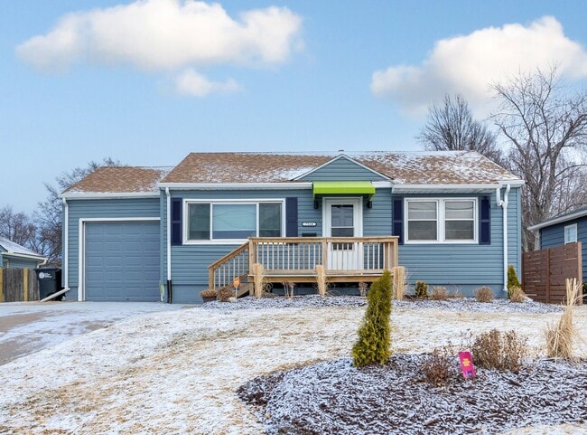 Photo - Gorgeous 2 bedroom 1 bathroom house!