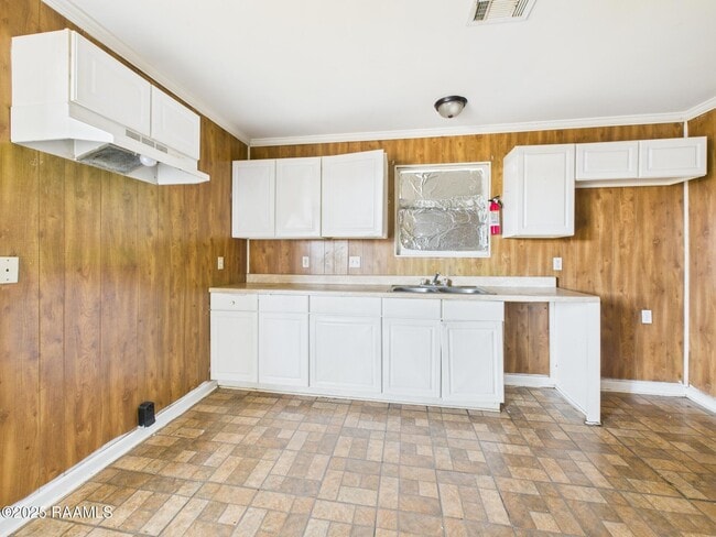 Photo - 125 Sternberg Dr