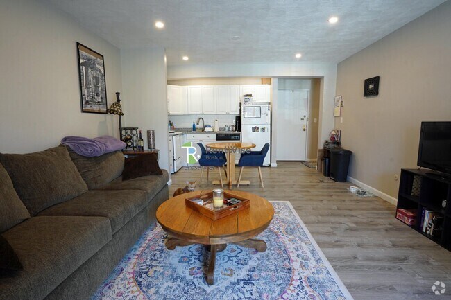 Building Photo - 116 Tremont St Rental