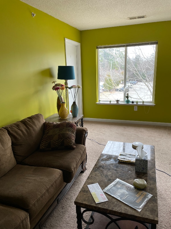 Photo - 1410 Collegiate Cir