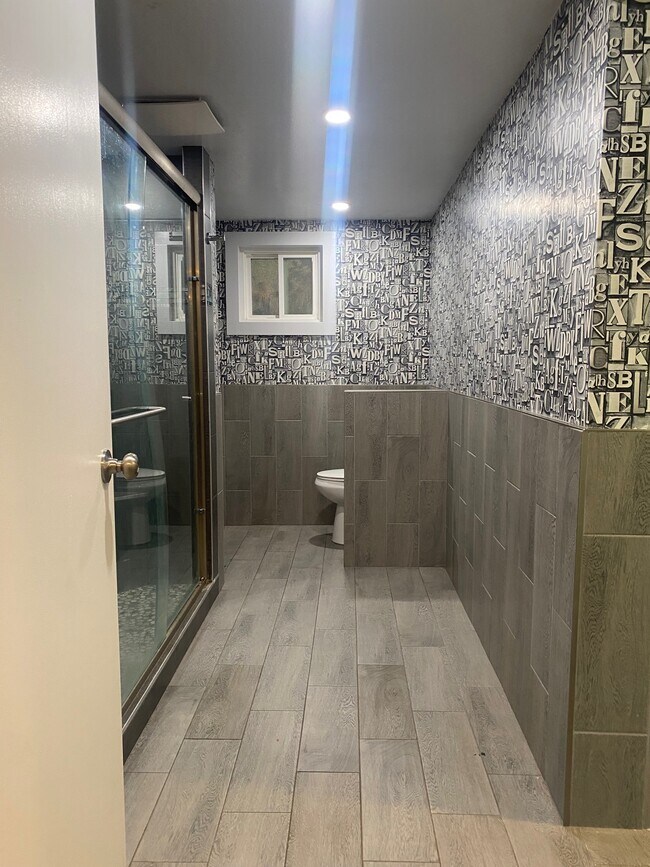 Baño - 8828 Harratt St Unidad Harratt Studio