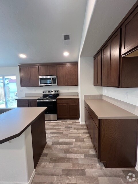 Building Photo - Brand new 3 Bed 3 Bath in Downtown Meridian! Rental