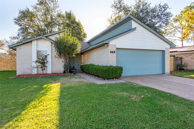 Building Photo - 462 Capehill Dr