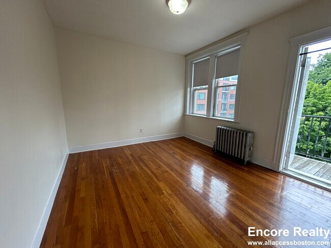 135 Washington St Unidad 56