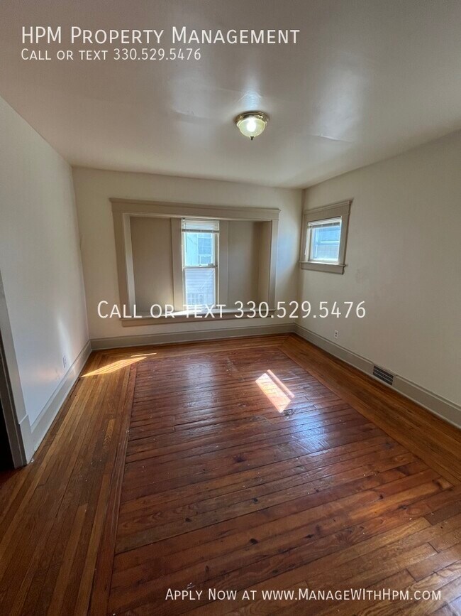 Photo - 28 Grand Ave Unit 1