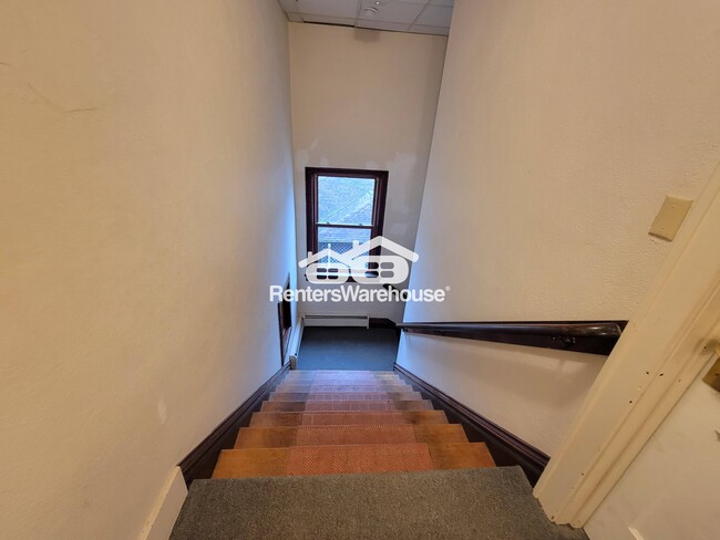 Photo - 101 2nd Ave N