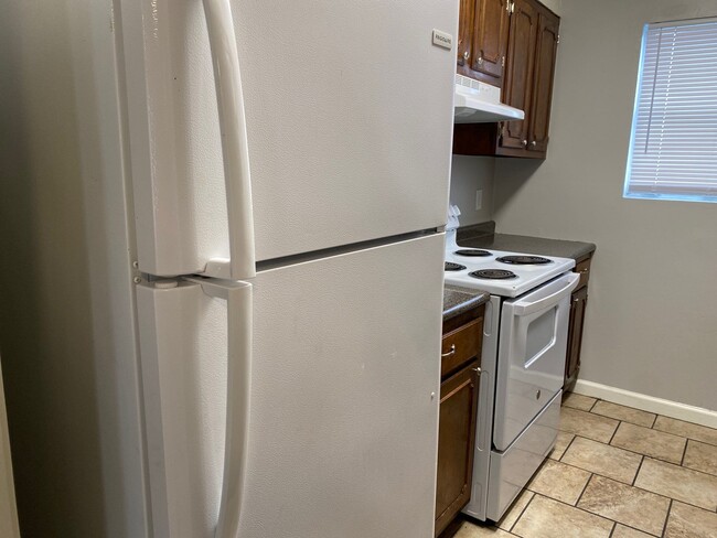 Photo - 289 Greenfield Dr