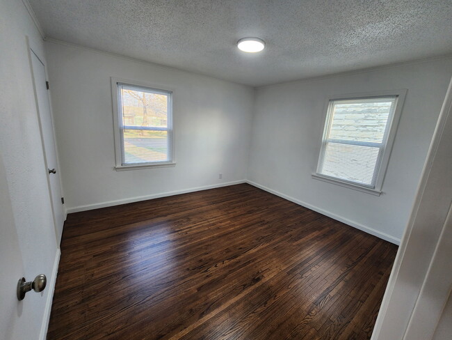 Photo - 1645 SW Oklahoma Ave