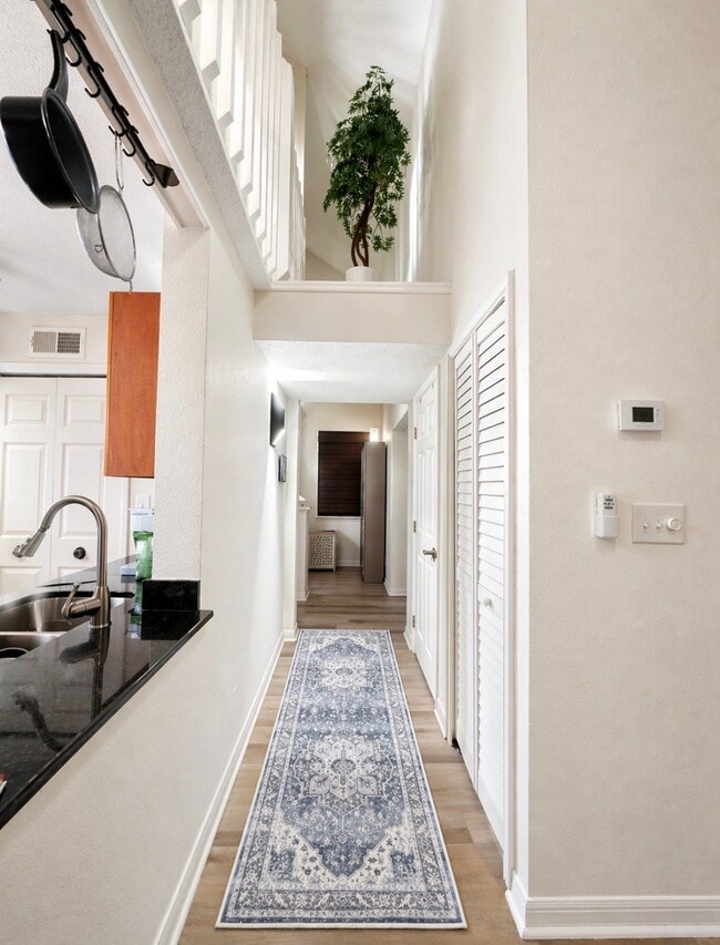 Photo - 3266 Haviland Ct Unidad 204
