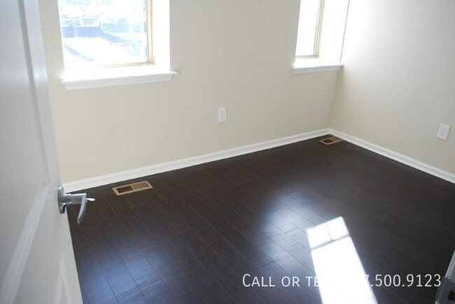 Photo - 4722 Chestnut-Unit F Unidad F